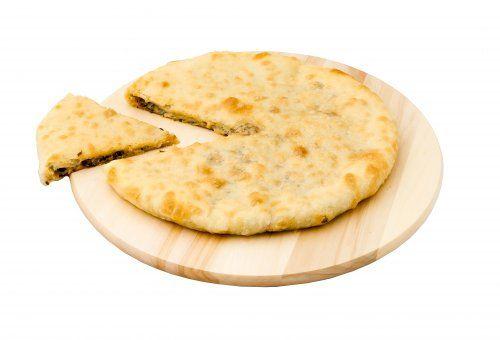 Пирог с листьями свеклы и сыром (цахараджын)